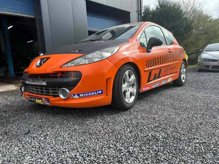 Peugeot 207 circuit 1