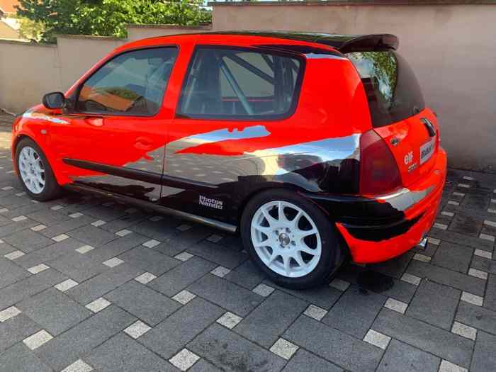 Clio 2 RS GrA 1