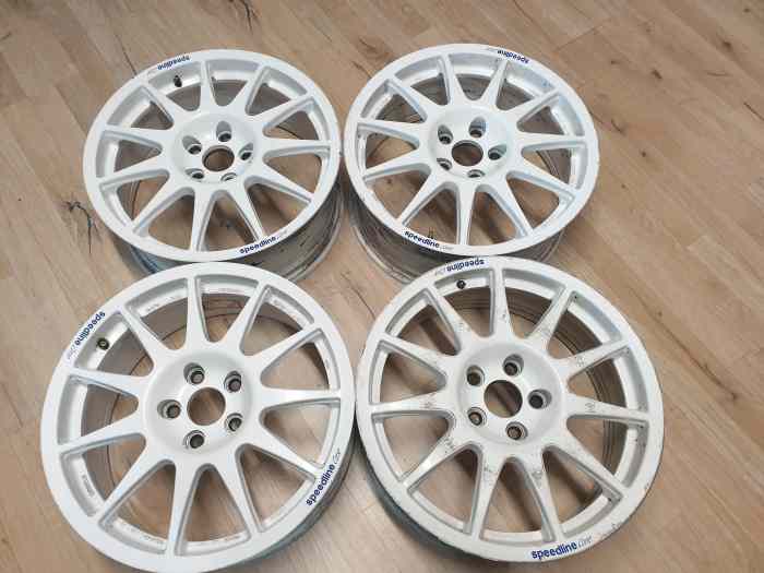 A vendre pour clio R3 4 jantes speedli...