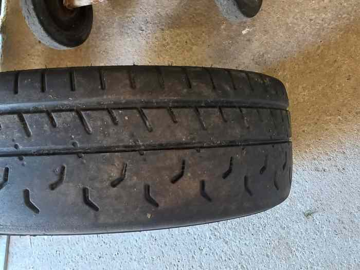 Pneus Kumho TM02 en 15 4