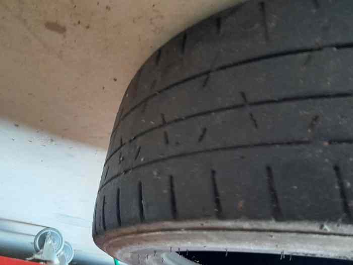 Pneu Compétition HANKOOK T52 2