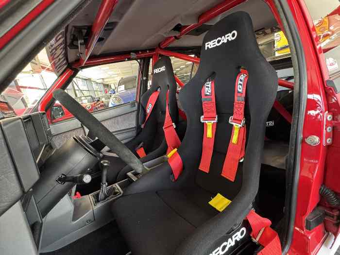 Alpha Roméo 75 Turbo 4