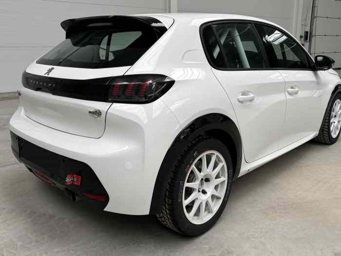 Peugeot 208 Rally4 #522 2