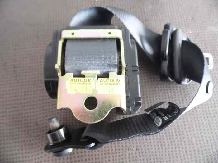 CEINTURE ARRIERE GAUCHE LAND ROVER FREELANDER 3