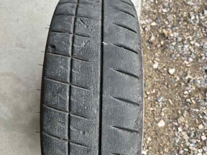 Michelin H30 16 pouces 1
