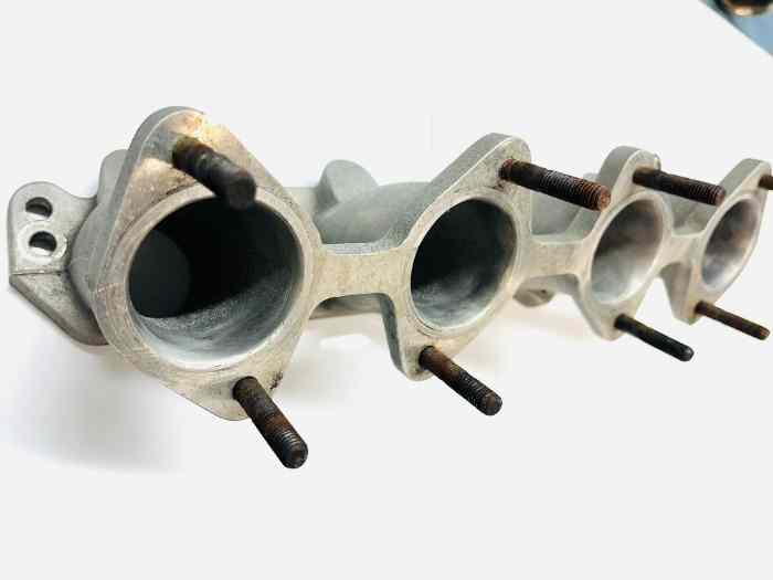 Pipe admission carbus WEBER 205 309 2