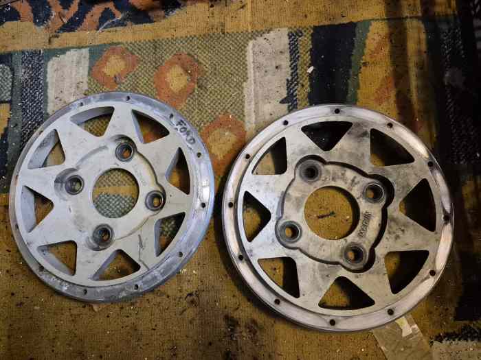 Moyeux Mad in Ford peugeot 4x108 1