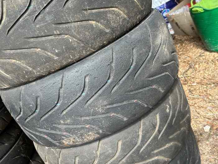 Pneus Yokohama toyo hankook nankang en 15 3