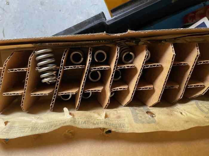 RESSORTS SOUPAPES 208 R2 1