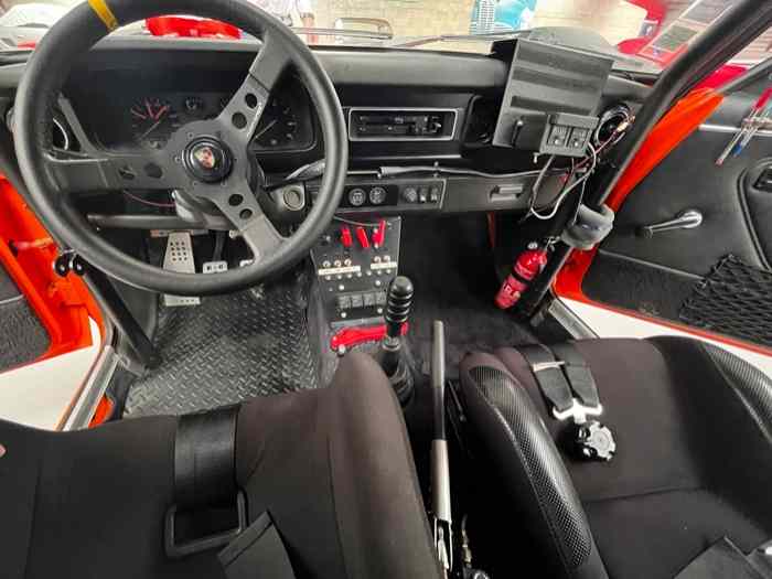 FORD ESCORT RS 2000 MKII de 1979 3