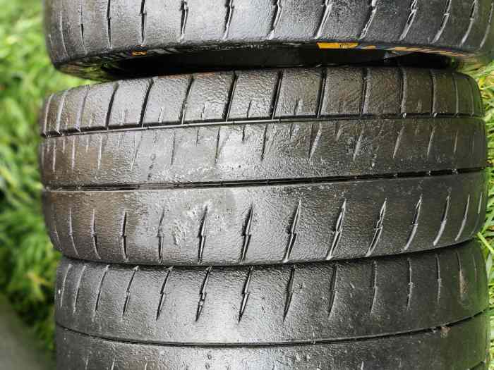 Lot pneus Michelin M20 18 5