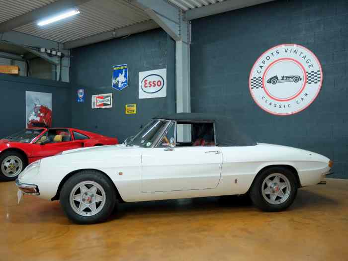 Alfa Romeo 1750 Spider Veloce - 1969 4