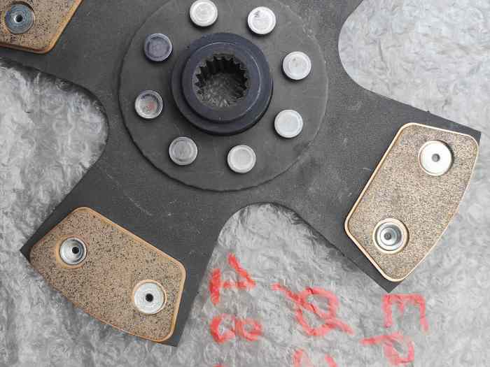 Disque embrayage 215 mm rigide métal f...