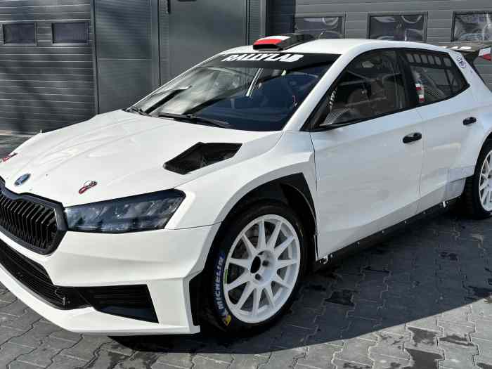 SKODA FABIA RS RALLY2 CHASSIS NO. 001