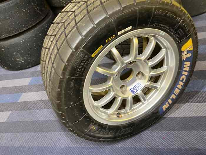 Pneu pluie Michelin 13 pouces + jantes