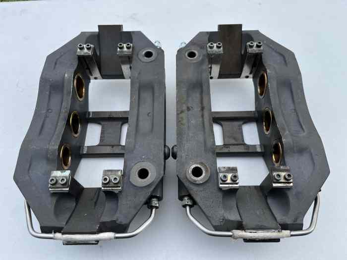 2 ETRIERS 6 PISTONS AP RACING REVISES IDEAL 306 GRA VHC 3