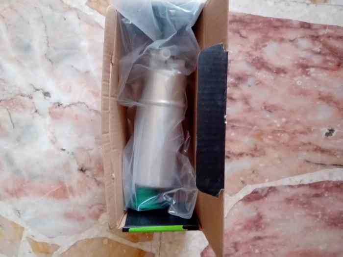 pompe a essence NEUVE pour 309 gti 16 1