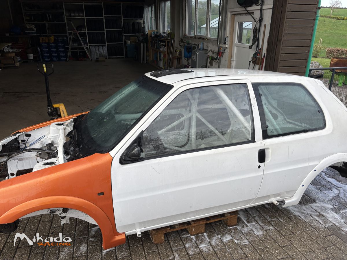 Peugeot 106 coque avec arceau sparco multipoint – photo 1 sur 6