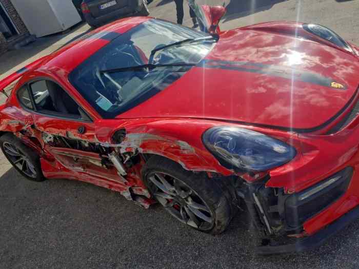 Porsche® Cayman GT4 (2006) – 33 731 km 3