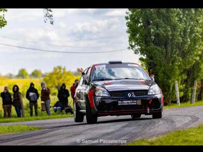 Clio 2 RS F2000/14 1