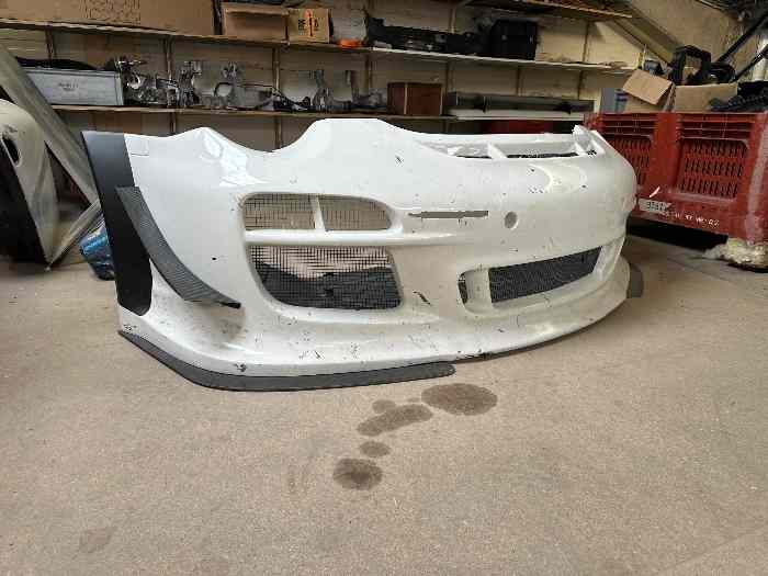Pare-chocs Porsche GT3 R + Conduits