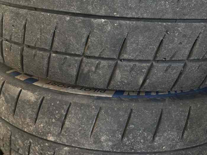 10 jantes 208 rc4 + 10 pneus michelin S10 M20 H30 3