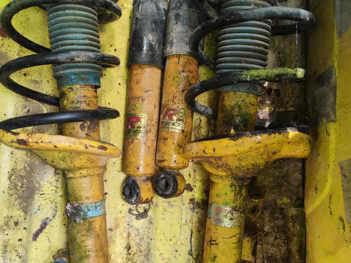 amortisseurs bilstein peugeot 205 gti