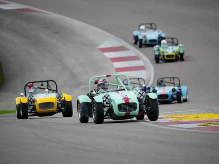Location Lotus Seven 1600 en compétition officielle 1