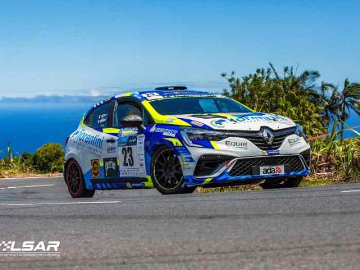 CLIO RALLY 4 EX OFFICIELLE FRANCE 2
