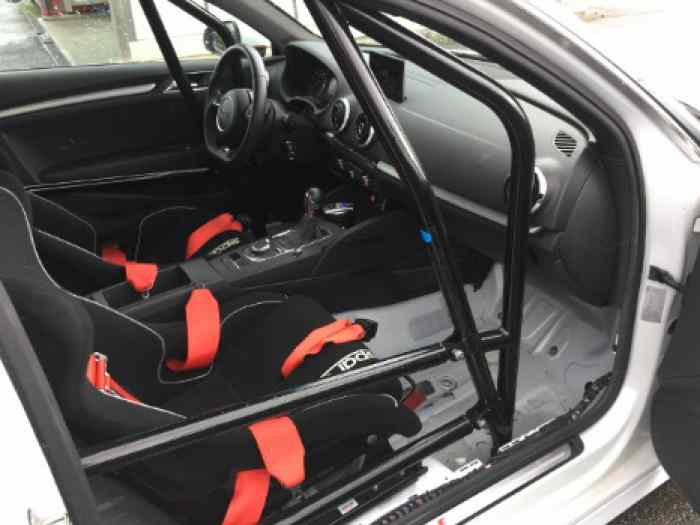 AUDI A3 CUP ENDURANCE EXPERIENCE QUATTRO 1.8 TFSI 180ch S-TRONIC6 avec Arceau + Baquet + Harnais + Extincteur... 4