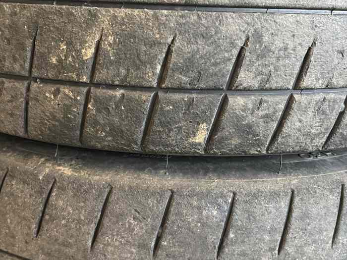 10 jantes 208 rc4 + 10 pneus michelin S10 M20 H30 2