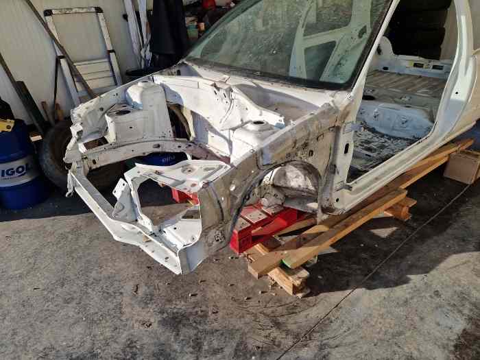 Caisse de Clio coupe 1