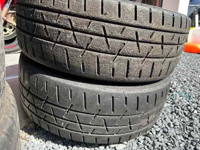 12 pneus Michelin hankook kumho en 17 3