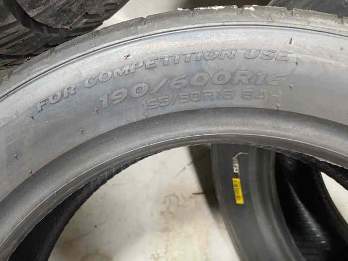 2 pneus hankook neuf 2