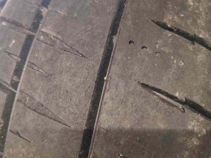 PNEUS EN 18 - 20.65.18 michelin NEUF 1