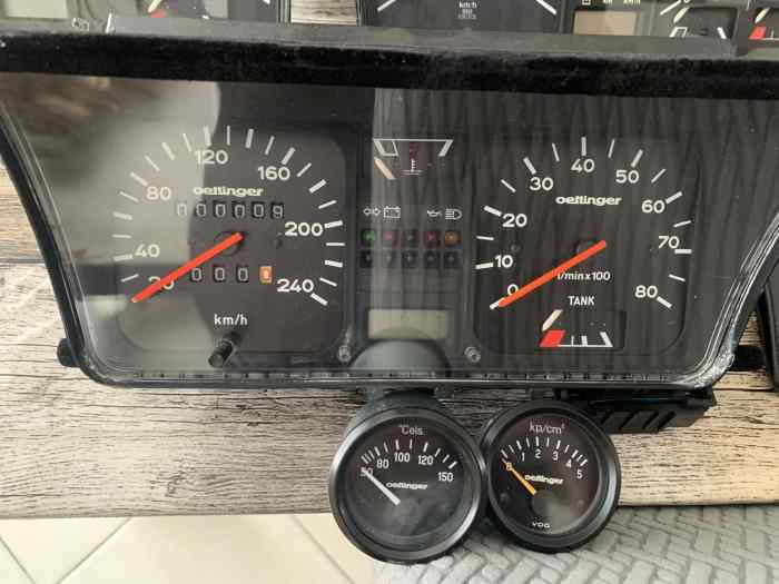 Golf 1 gti 16s Oettinger compteur et manometres 0