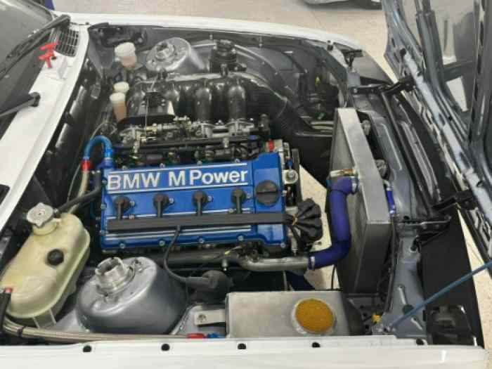 BMW M3 e30 maxi gr a 3