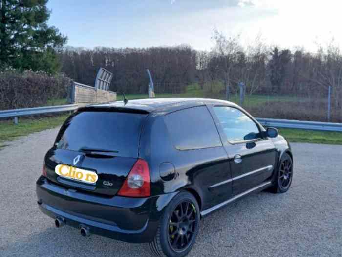 Clio 2 rs phase 3 182 cv 1