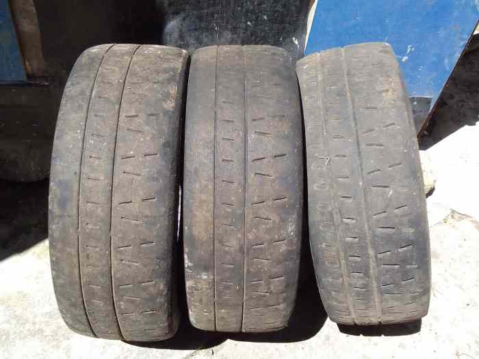 Pneu pirelli 15p