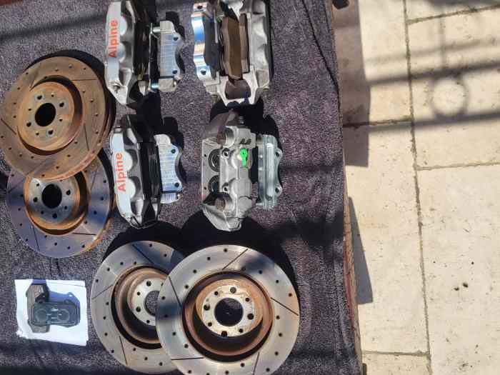 Etriers Alpine BREMBO et Disques freins 2