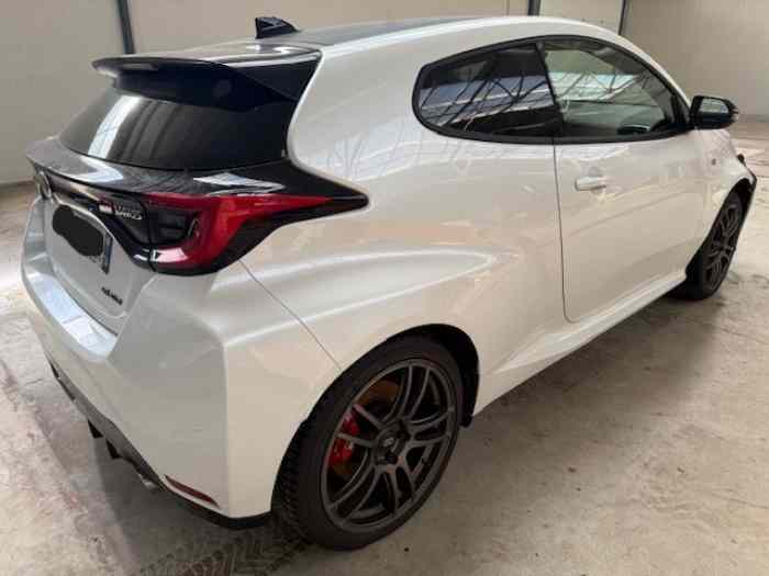 TOYOTA YARIS 1.6 GR ANNÉE 2023