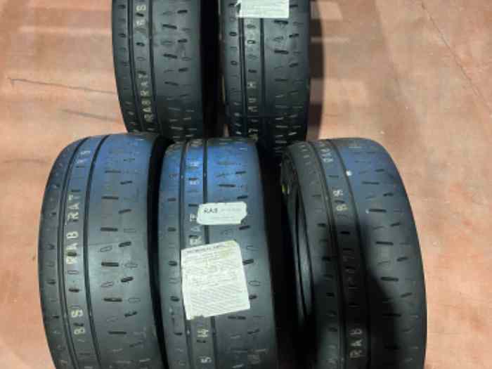 Pirelli RA7 17 pouces