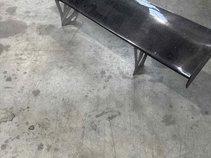 Spoiler et supports pour Porsche 997 GT3 R 1