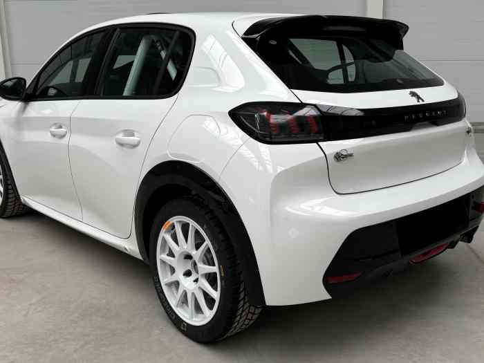 Peugeot 208 Rally4 #522 1