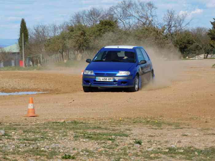 Citroen Saxo VTS 1.4 2