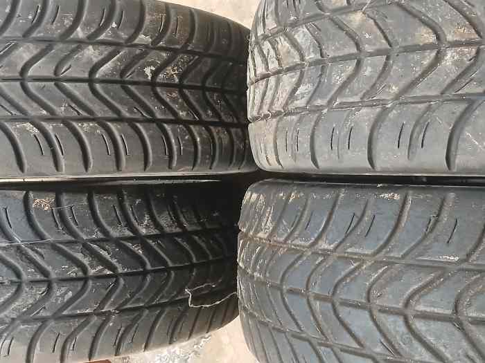 Lot pneus 15