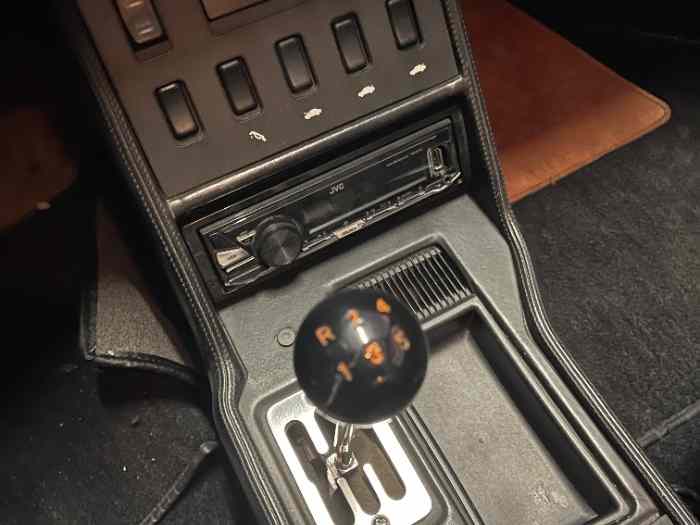 Ferrari Mondial model T 4