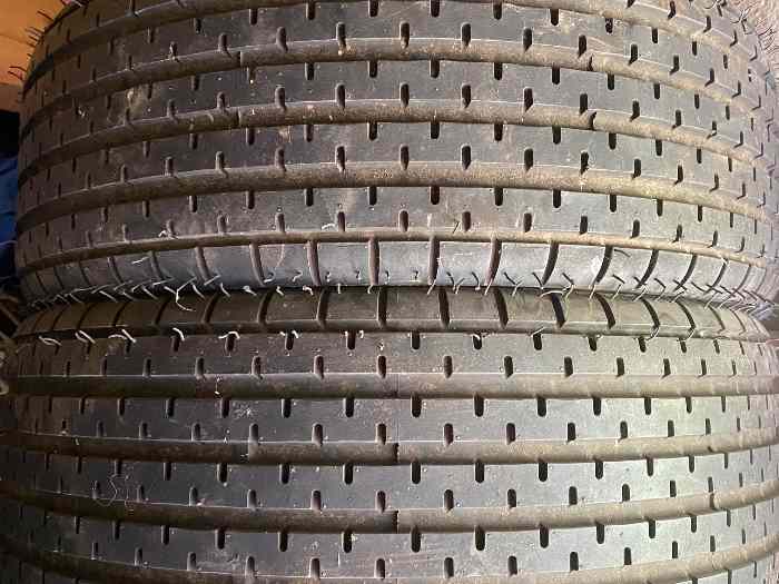 Vend ou échange 2 PB20 Michelin 16/53r...