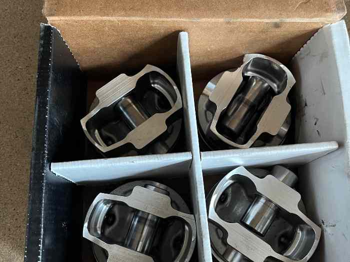 Vends pistons forgés WISECO pour MITSU...