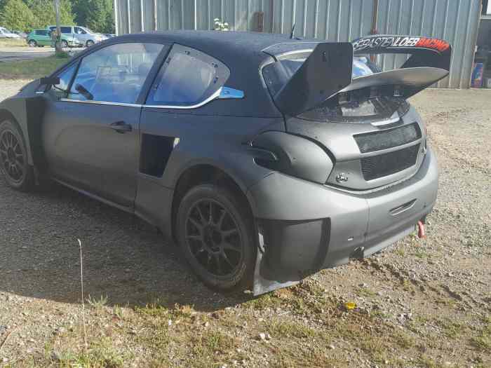 Vds 208 SUPERCAR RALLYCROSS +lot de bord Mecanique et Carrosserie 2